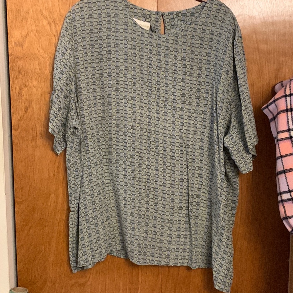 Christie & Jill block geometric print top, size 2X